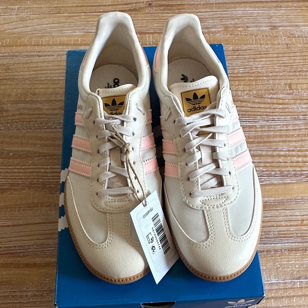 Adidas Samba Youth 6.5 or Women’s 8 cream Sneaker with Pink Stripes